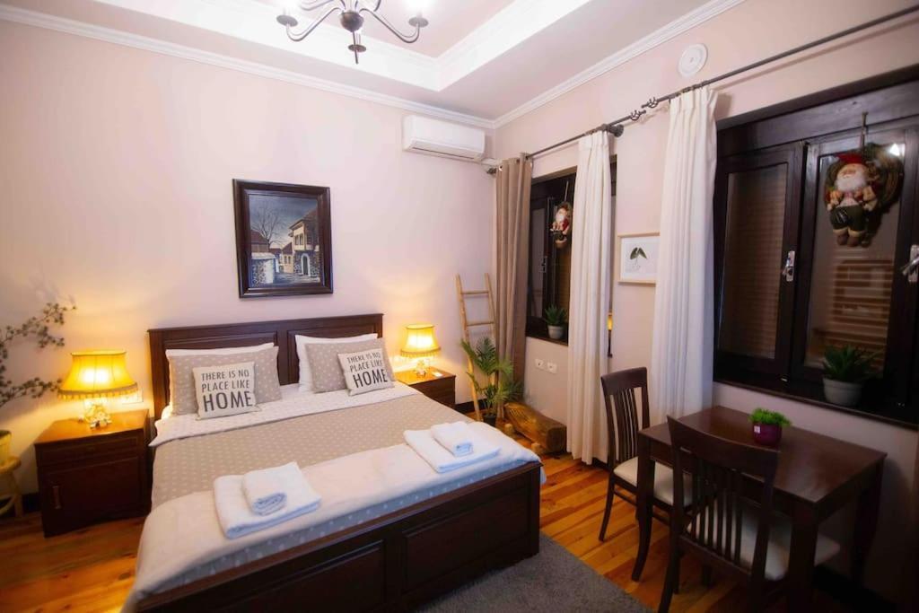 קורצ'ה Villa Elezi 2 מראה חיצוני תמונה